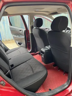 2021 Nissan Tiida 1.6L CVT, красный — фото 9