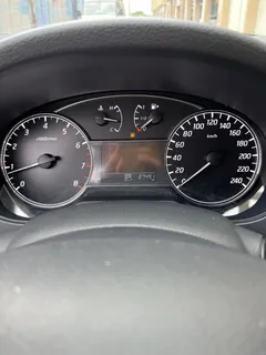 2021 Nissan Tiida 1.6L CVT, красный — фото 11