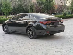 2022 Toyota Avalon 2.0L, чёрный — фото 4