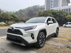2022 Toyota RAV4 2.0L CVT 4WD Premium, белый — фото 1