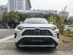2022 Toyota RAV4 2.0L CVT 4WD Premium, белый — фото 2