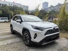 2022 Toyota RAV4 2.0L CVT 4WD Premium, белый — фото 11