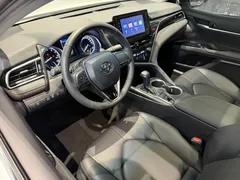 2022 Toyota Camry 2.0GVP Leading, белый — фото 7