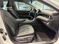 2022 Toyota Camry 2.0GVP Leading, белый — фото 9