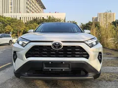 2023 Toyota RAV4 2.0L CVT 2WD 20th Anniversary Platinum, белый — фото 2
