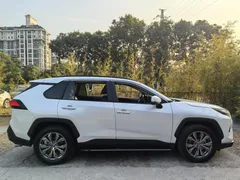 2023 Toyota RAV4 2.0L CVT 2WD 20th Anniversary Platinum, белый — фото 4