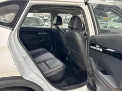 2023 Kia Seltos 1.5L IVT Luxury, белый — фото 13
