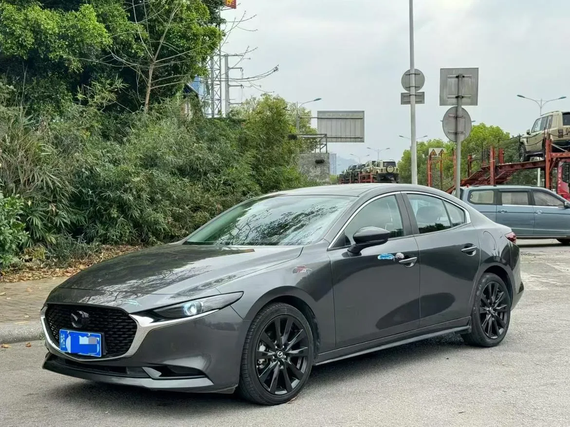 2023 Mazda Mazda3 2.0L AT