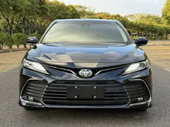 2022 Toyota Camry 2.0G Luxury, чёрный — фото 2
