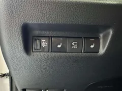 2022 Toyota Wildlander 2.0L 2WD Luxury Plus, белый — фото 7