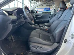 2022 Toyota Wildlander 2.0L 2WD Luxury Plus, белый — фото 13