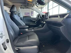 2022 Toyota Wildlander 2.0L 2WD Luxury Plus, белый — фото 16