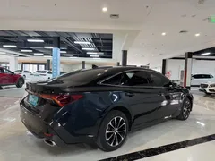 2022 Toyota Avalon 2.0L, чёрный — фото 5