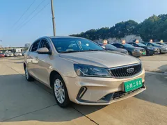 2021 Geely Emgrand UP 1.5L CVT Luxury — фото 1