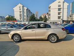 2021 Geely Emgrand UP 1.5L CVT Luxury — фото 4