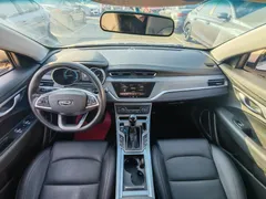 2021 Geely Emgrand UP 1.5L CVT Luxury — фото 7
