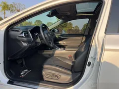 2023 Toyota Camry 2.0G Luxury, белый — фото 4