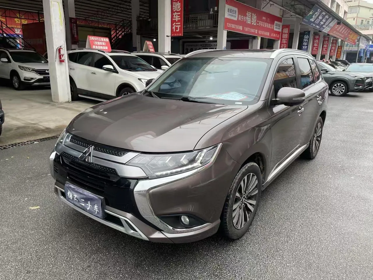 2021 Mitsubishi Outlander 2.4L 4WD 7-seat