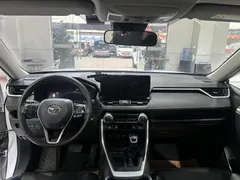2023 Toyota RAV4 2.0L CVT 2WD Fashion Plus, белый — фото 9