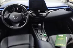 2022 Toyota C-HR 2.0L Leading, белый — фото 14