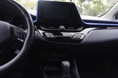 2022 Toyota C-HR 2.0L Leading, белый — фото 15