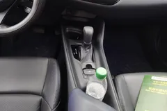 2022 Toyota C-HR 2.0L Leading, белый — фото 16