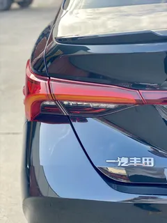 2021 Toyota Avalon 2.5L Luxury, чёрный — фото 9