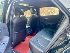 2021 Toyota Avalon 2.5L Luxury, чёрный — фото 16