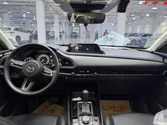 2021 Mazda CX-30 2.0L AT — фото 17