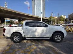2022 Nissan Navara 2.5L MT 4WD Premium QR25, белый — фото 3