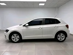 2021 Volkswagen Polo Plus 1.5L AT Panoramic, белый — фото 3