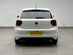 2021 Volkswagen Polo Plus 1.5L AT Panoramic, белый — фото 4