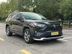 2022 Toyota RAV4 2.0L CVT 2WD Fashion Plus, чёрный — фото 3