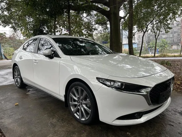 2022 Mazda Mazda3 2.0L AT