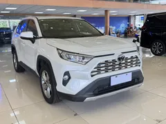 2022 Toyota RAV4 2.0L CVT 2WD Fashion, белый — фото 3