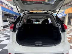 2022 Nissan X-Trail 2.0L 2WD Premium, белый — фото 14