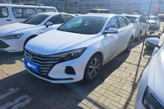 2022 Changan Eado 1.6L GDI MT Elite, белый — фото 1