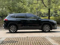 2022 Toyota Frontlander 2.0L CVT Luxury, чёрный — фото 8