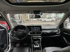 2021 Kia Seltos 1.5L CVT Trend, белый — фото 5