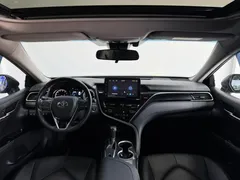 2023 Toyota Camry 2.0G Luxury, чёрный — фото 8