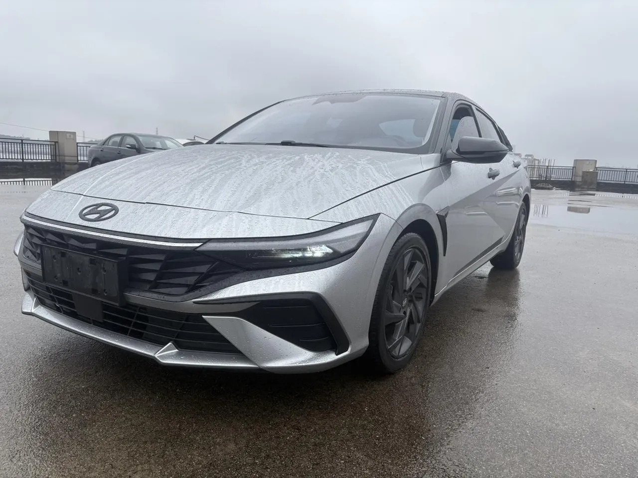 2023 Hyundai Elantra 1.5L CVT LUX Premium