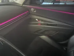 2023 Hyundai Elantra 1.5L CVT LUX Premium — фото 14