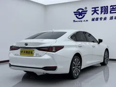 2022 Lexus ES 200 Excellence, белый — фото 6