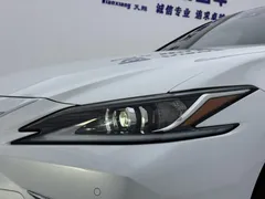 2022 Lexus ES 200 Excellence, белый — фото 8