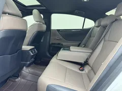 2022 Lexus ES 200 Excellence, белый — фото 16
