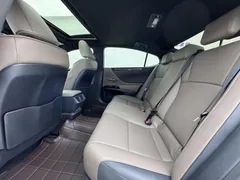 2022 Lexus ES 200 Excellence, белый — фото 17