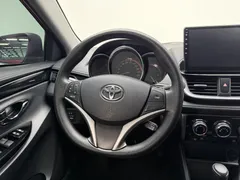 2022 Toyota Yaris L Zhixuan X 1.5L CVT Luxury Plus, красный — фото 11