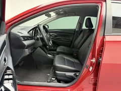 2022 Toyota Yaris L Zhixuan X 1.5L CVT Luxury Plus, красный — фото 12