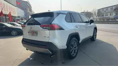 2023 Toyota RAV4 2.0L CVT 2WD Fashion, белый — фото 4