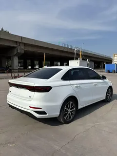 2023 Geely Emgrand 4th Gen 1.5L CVT Premium Champion, белый — фото 4